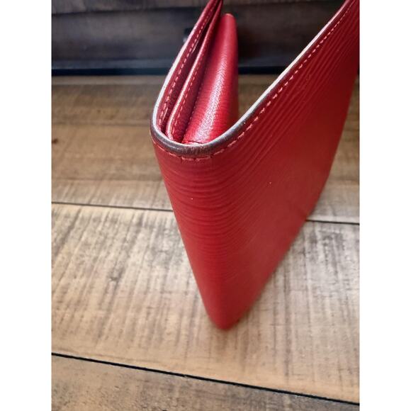 LOUIS VUITTON Epi Leather Bifold Wallet Red Coin Pocket Made in France - Picture 6 of 15